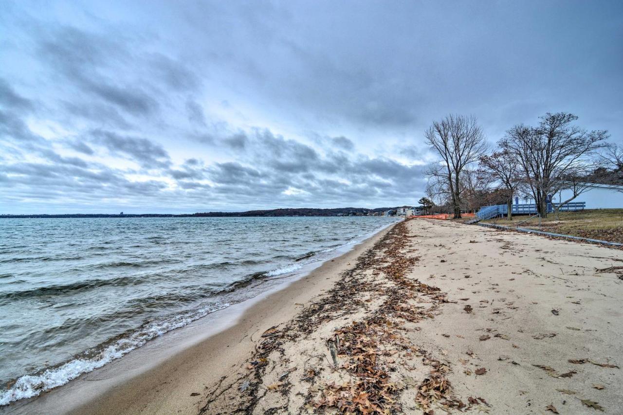 Modern Traverse City Condo About 1 Mi To Bay! Buitenkant foto