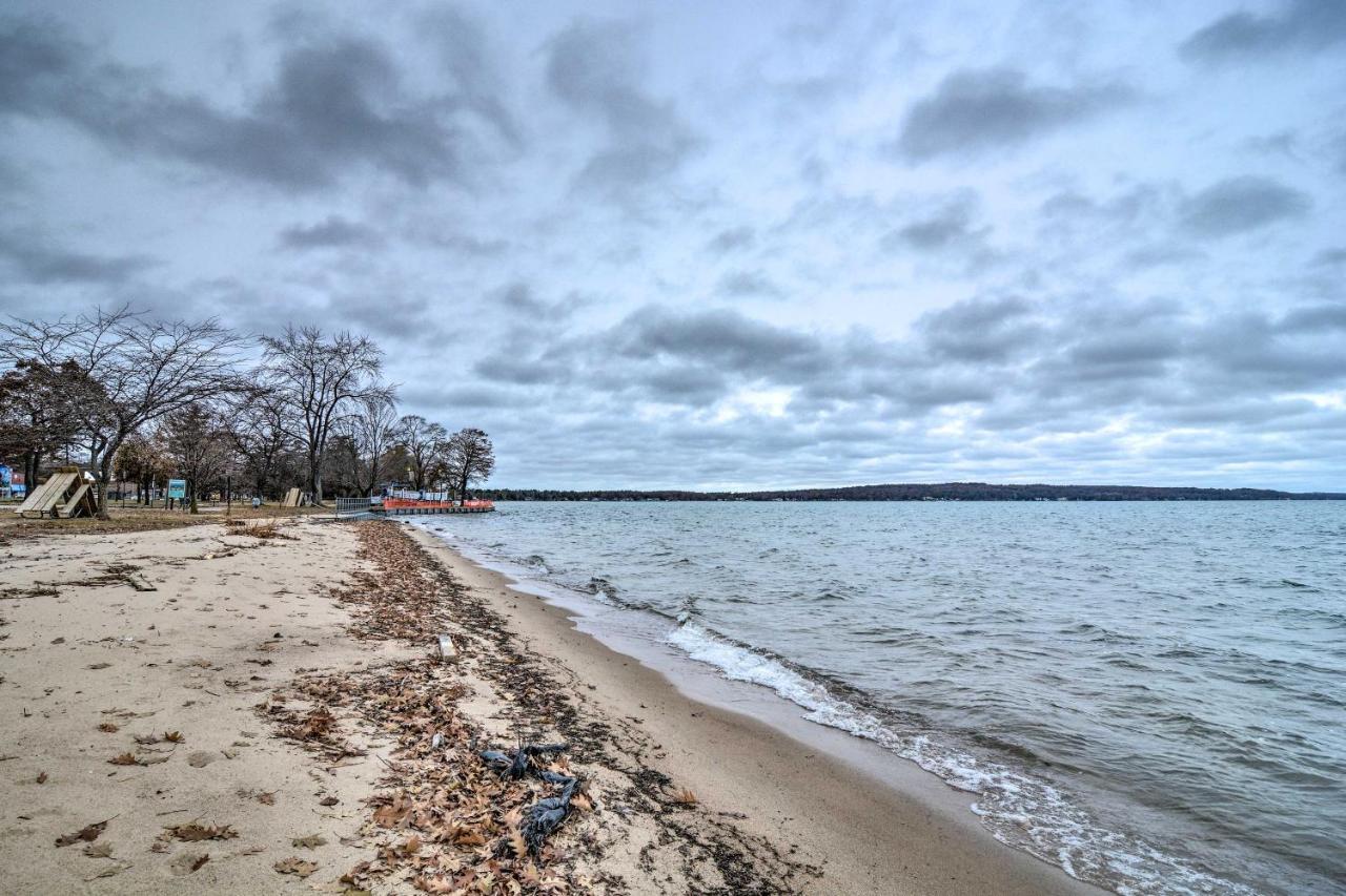 Modern Traverse City Condo About 1 Mi To Bay! Buitenkant foto